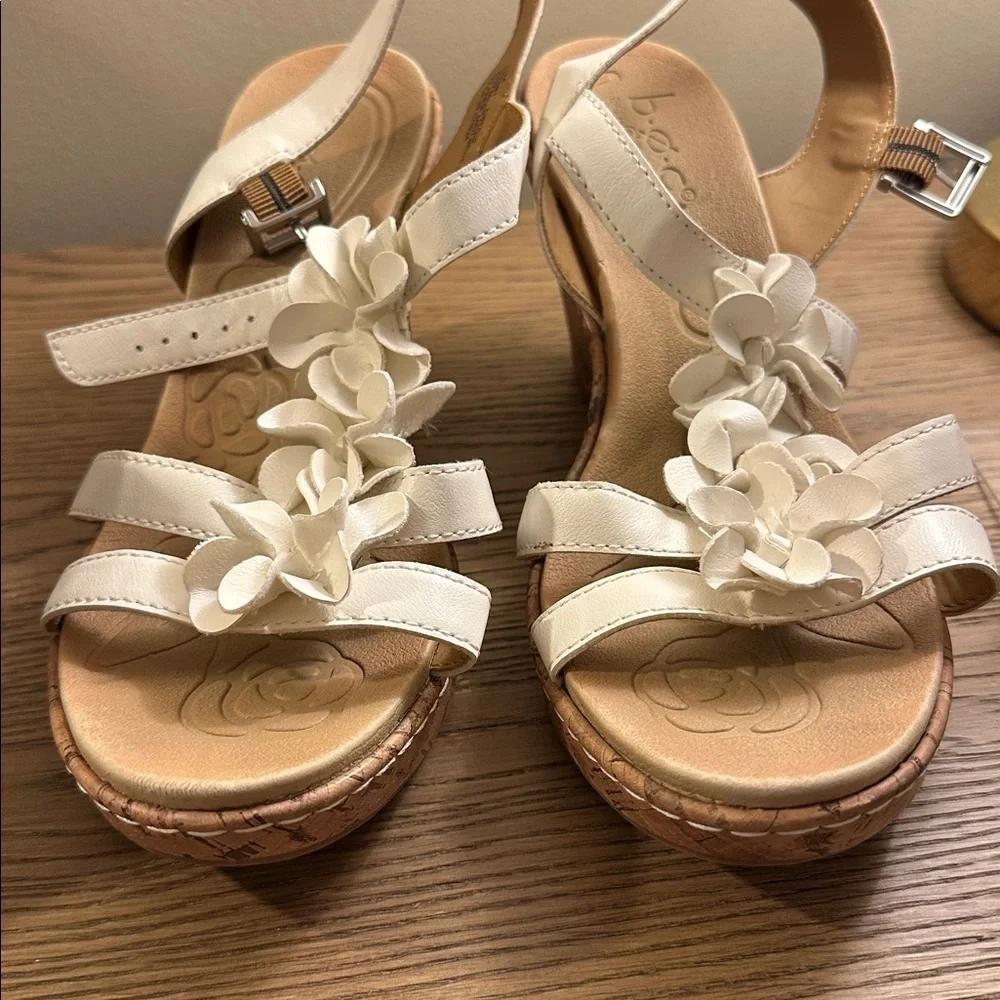 boc chic white